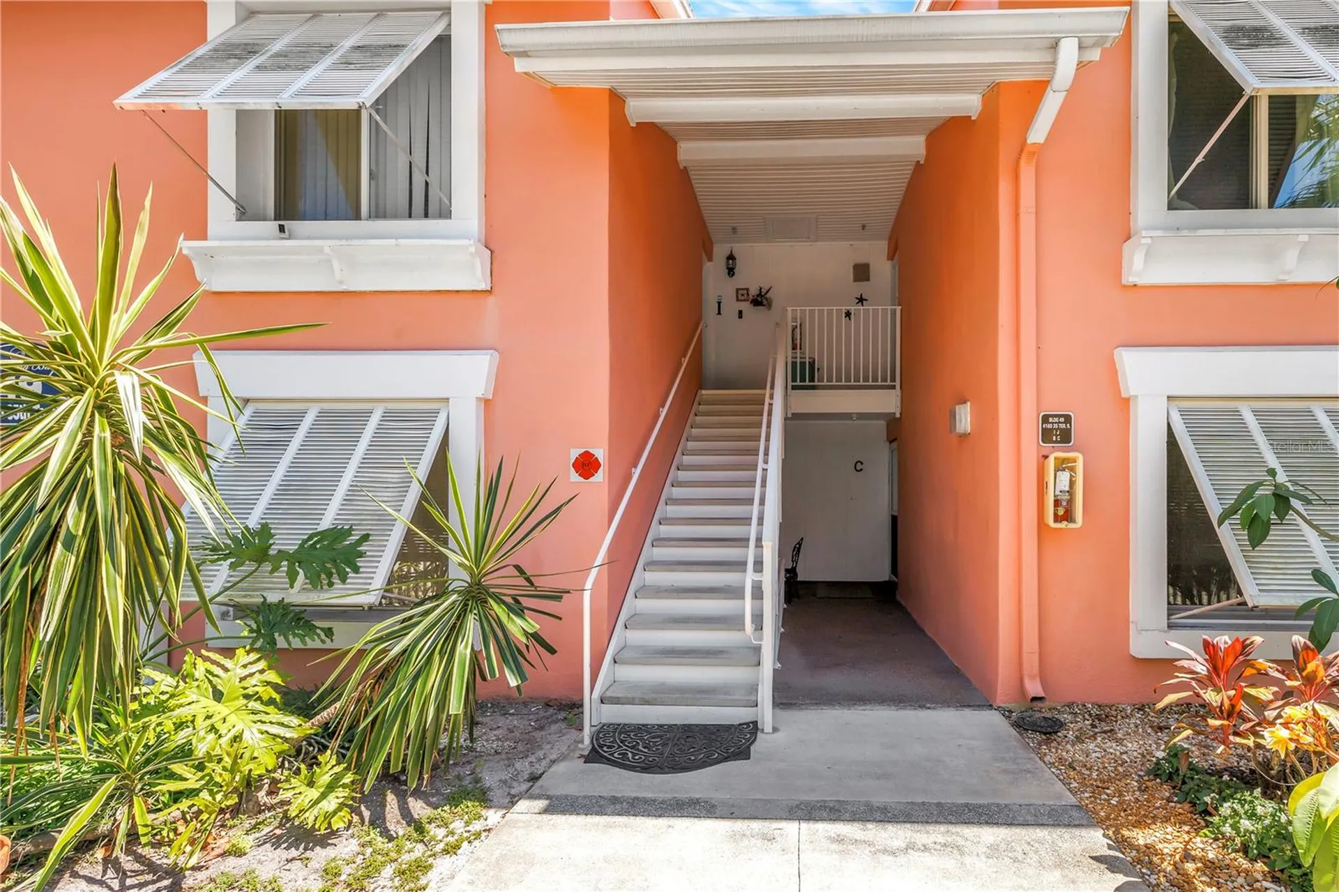 4160 35th Terrace S St Petersburg FL 33711