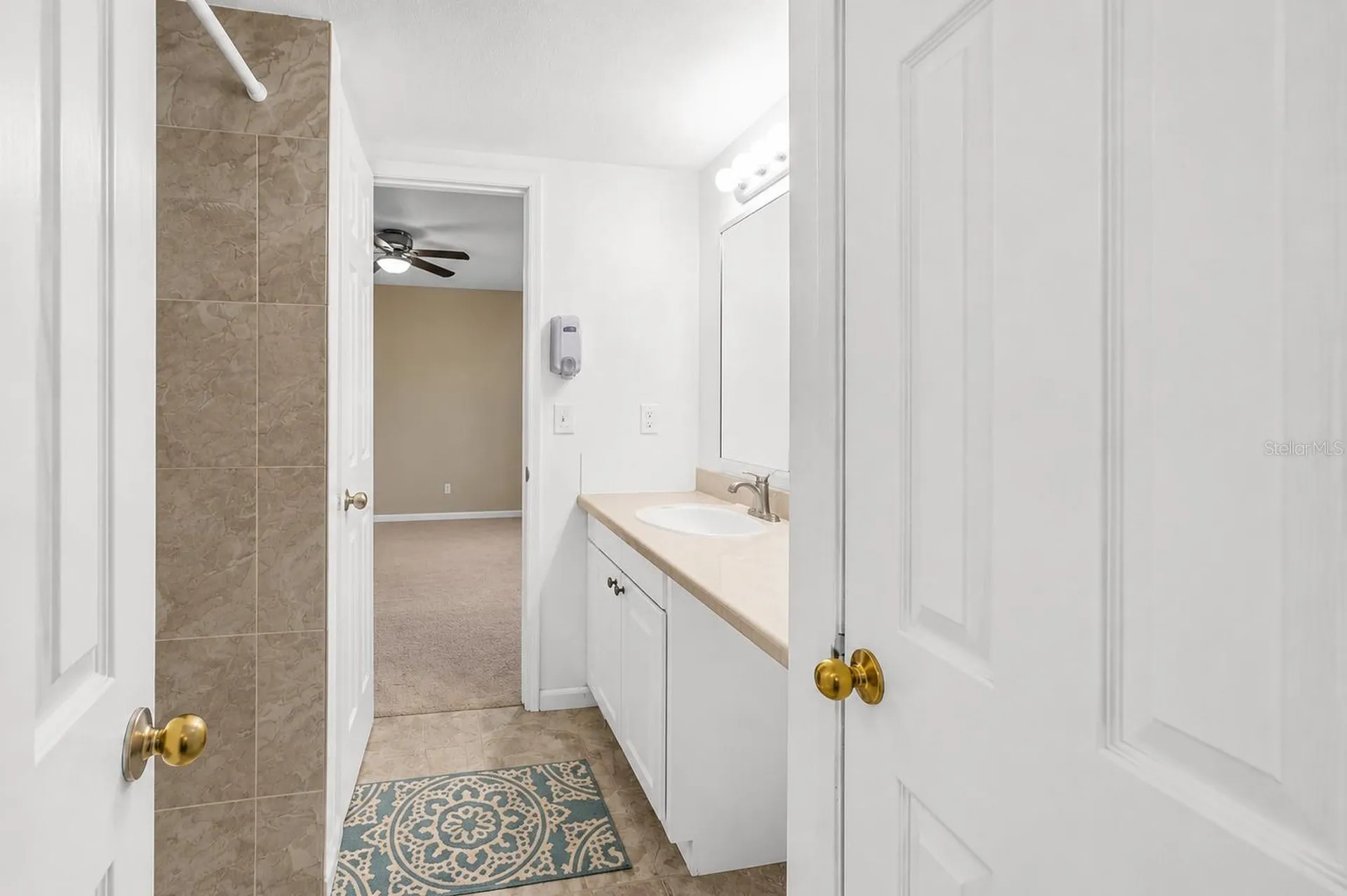 4160 35th Terrace S St Petersburg FL 33711
