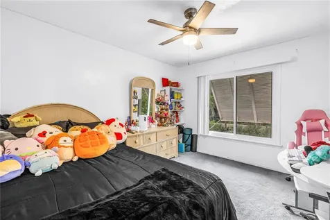 4160 35th Terrace S St Petersburg FL 33711