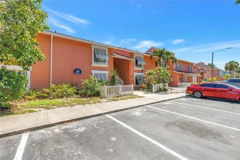 4160 35th Terrace S St Petersburg FL 33711