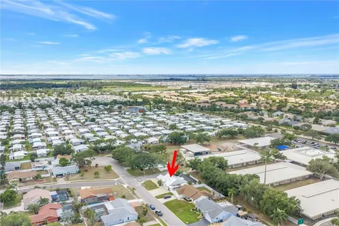 3514 69th Street W Bradenton FL 34209