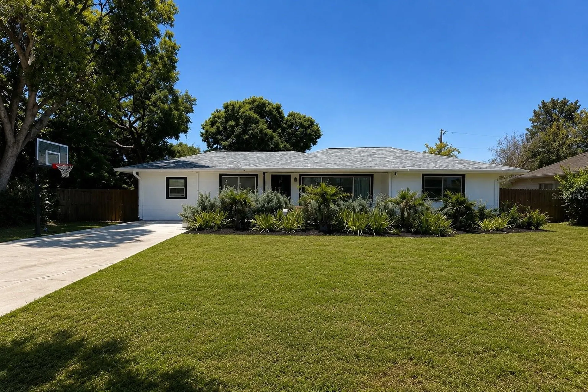 4205 Augustine Avenue Sarasota FL 34231