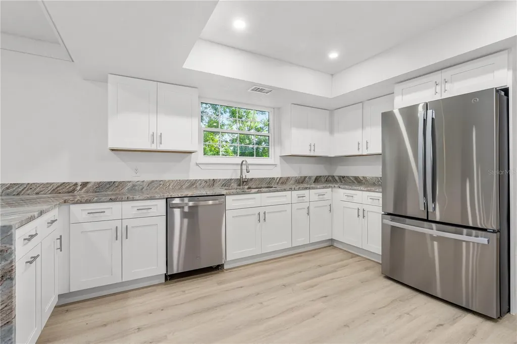475 E Wisconsin Avenue Orange City FL 32763