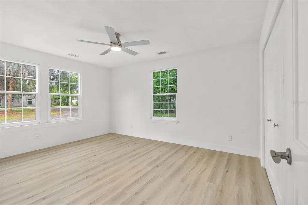 475 E Wisconsin Avenue Orange City FL 32763