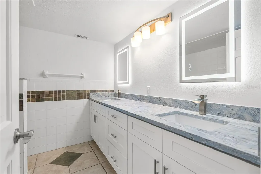 475 E Wisconsin Avenue Orange City FL 32763