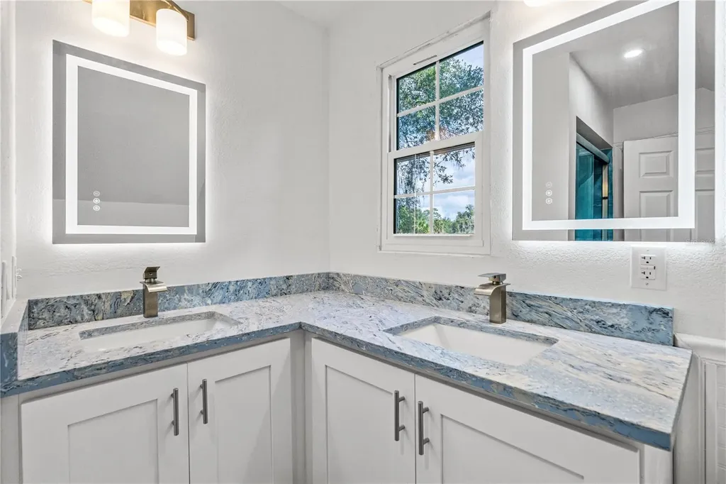 475 E Wisconsin Avenue Orange City FL 32763