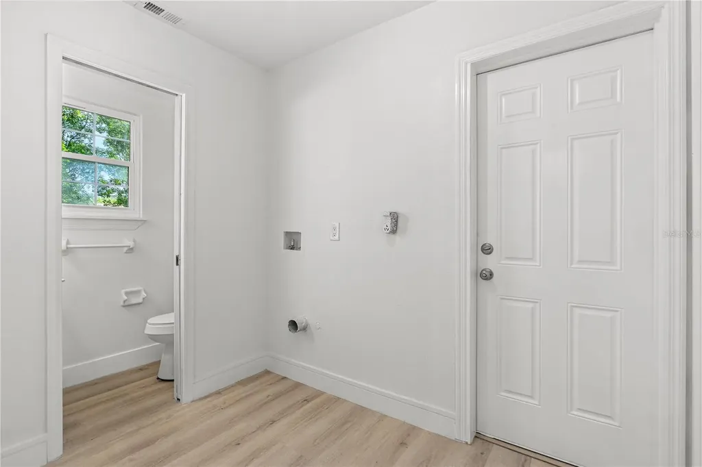 475 E Wisconsin Avenue Orange City FL 32763