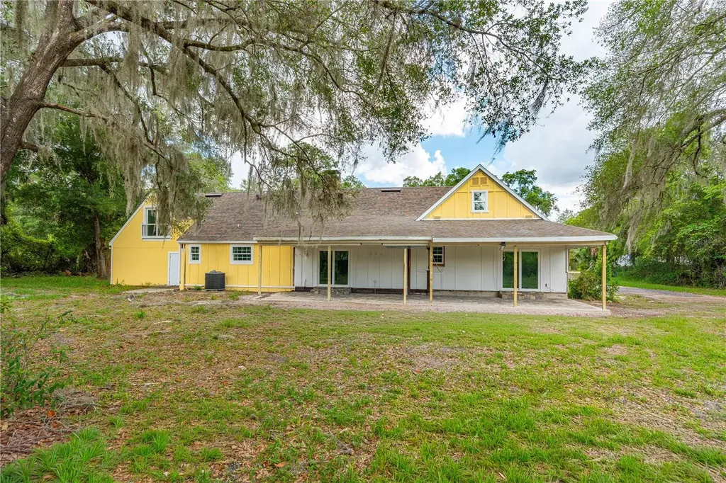 475 E Wisconsin Avenue Orange City FL 32763