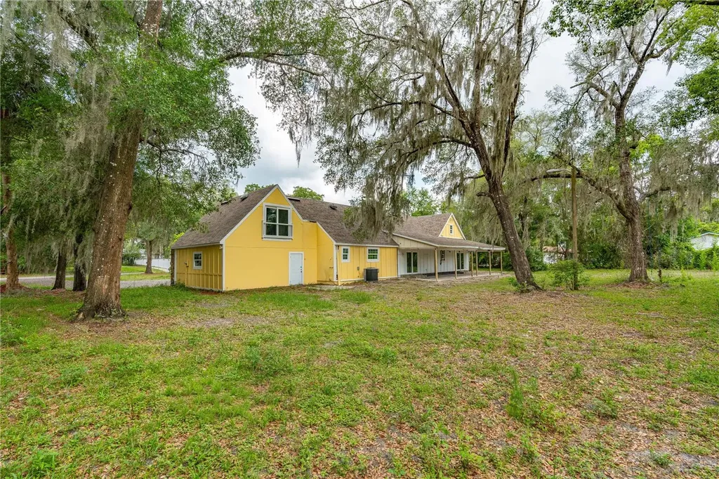 475 E Wisconsin Avenue Orange City FL 32763