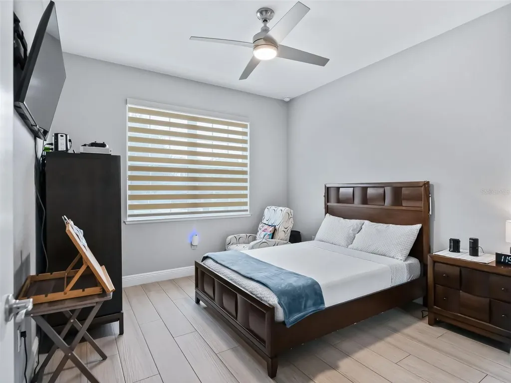 5015 NE 125th Loop Oxford FL 34484