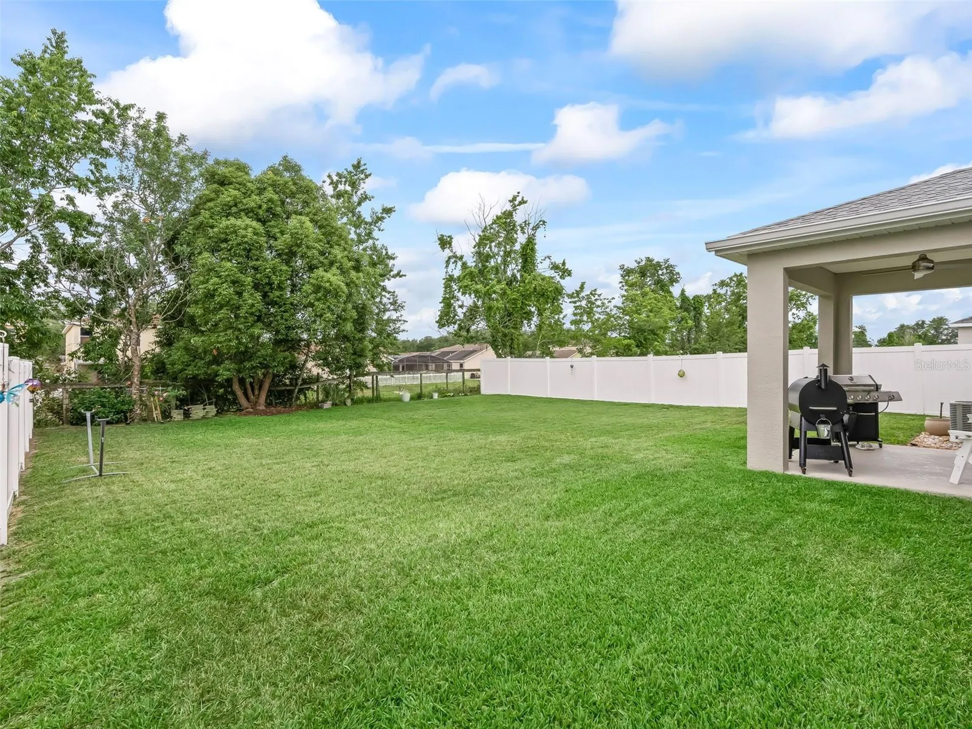 5015 NE 125th Loop Oxford FL 34484
