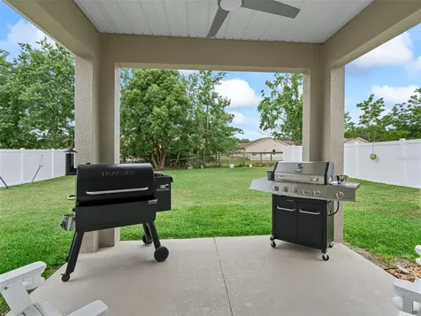 5015 NE 125th Loop Oxford FL 34484