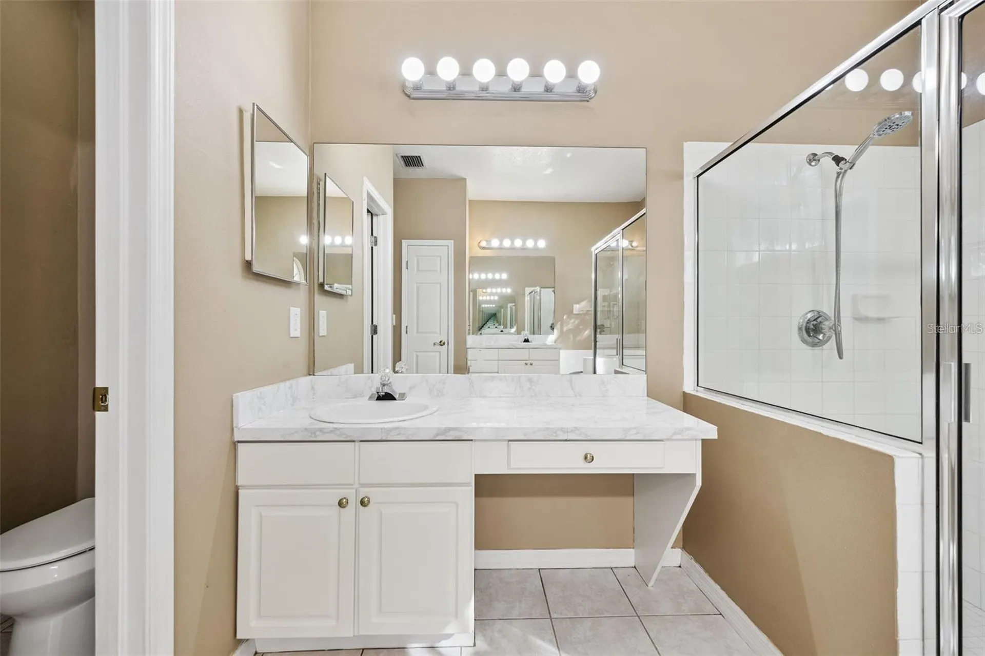 1452 Kensington Woods Drive Lutz FL 33549