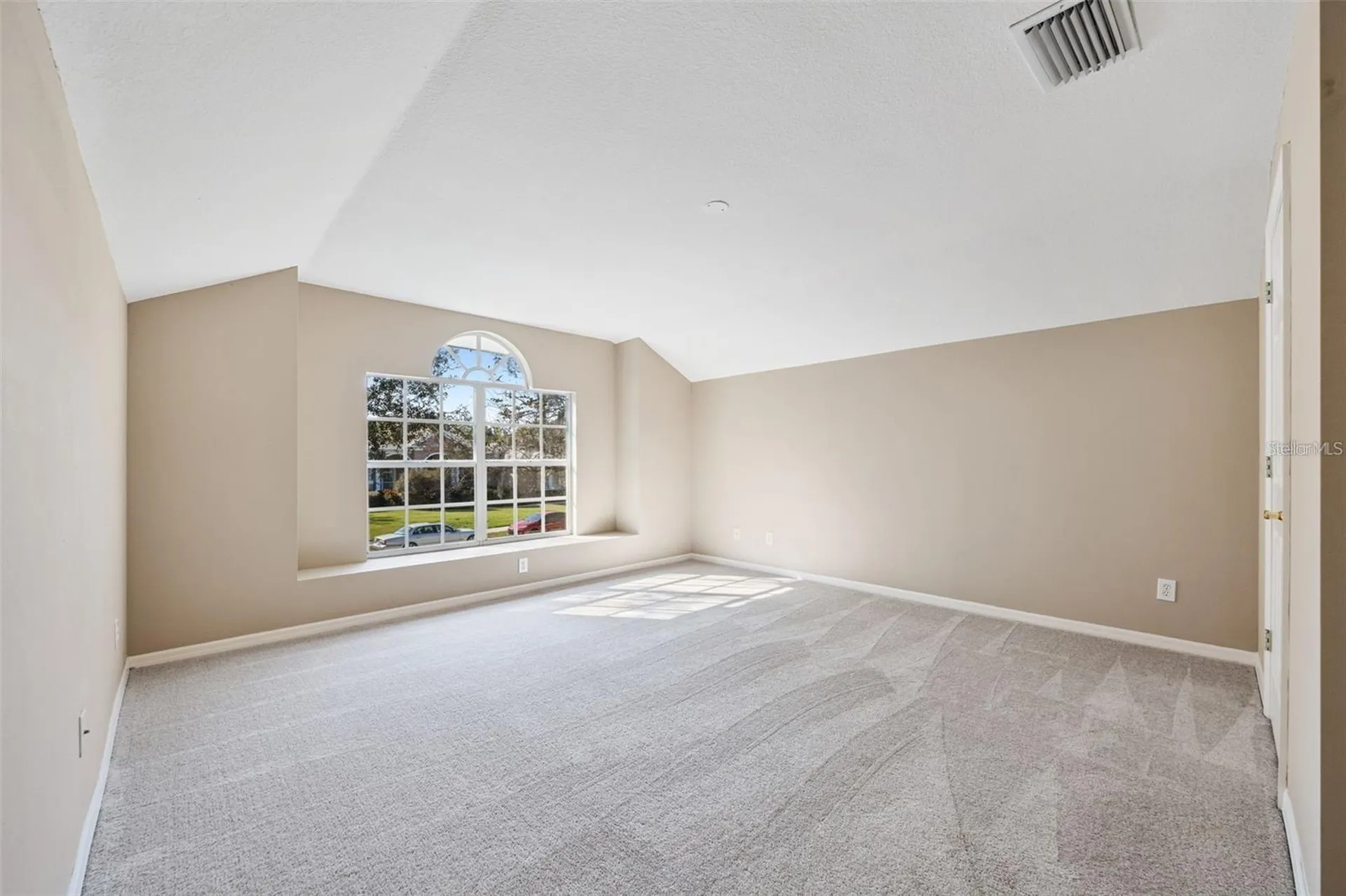 1452 Kensington Woods Drive Lutz FL 33549