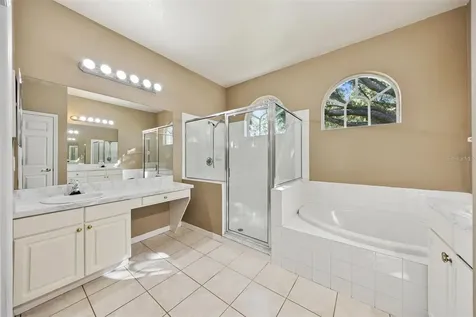 1452 Kensington Woods Drive Lutz FL 33549