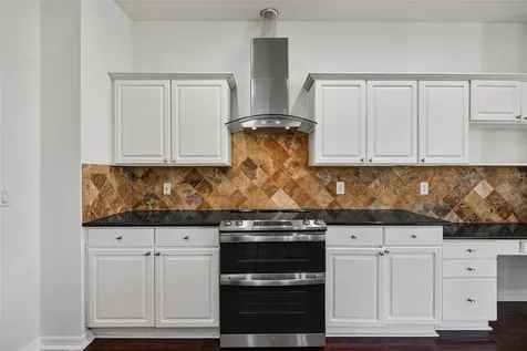 1452 Kensington Woods Drive Lutz FL 33549