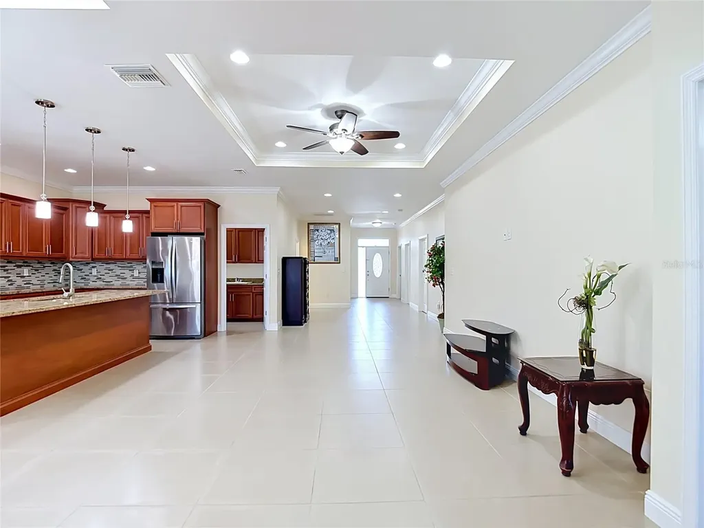 5065 67th Way N St Petersburg FL 33709