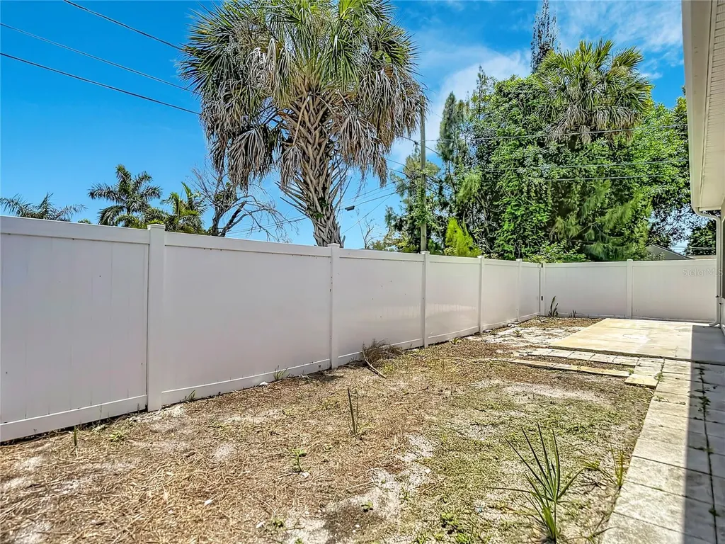 5065 67th Way N St Petersburg FL 33709