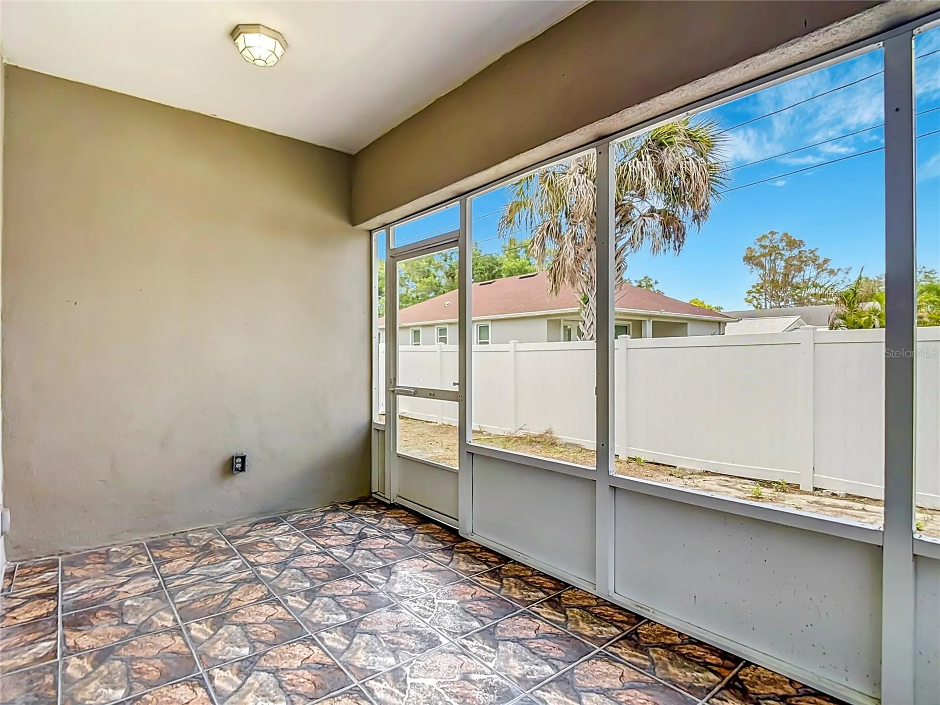 5065 67th Way N St Petersburg FL 33709