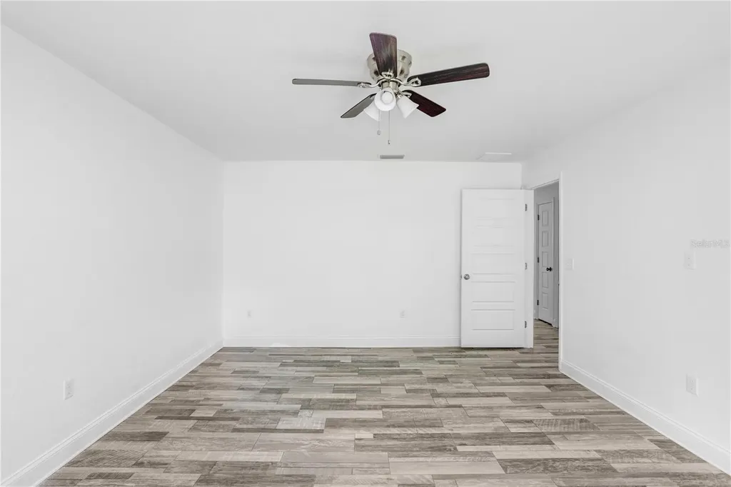 349 Honey Bee Lane Polk City FL 33868