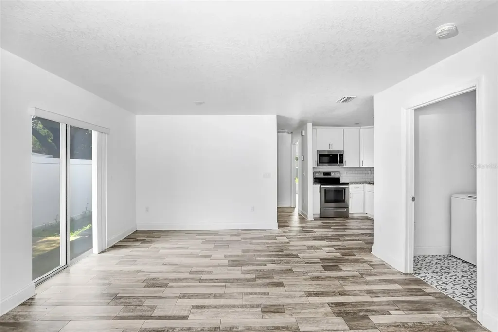 349 Honey Bee Lane Polk City FL 33868