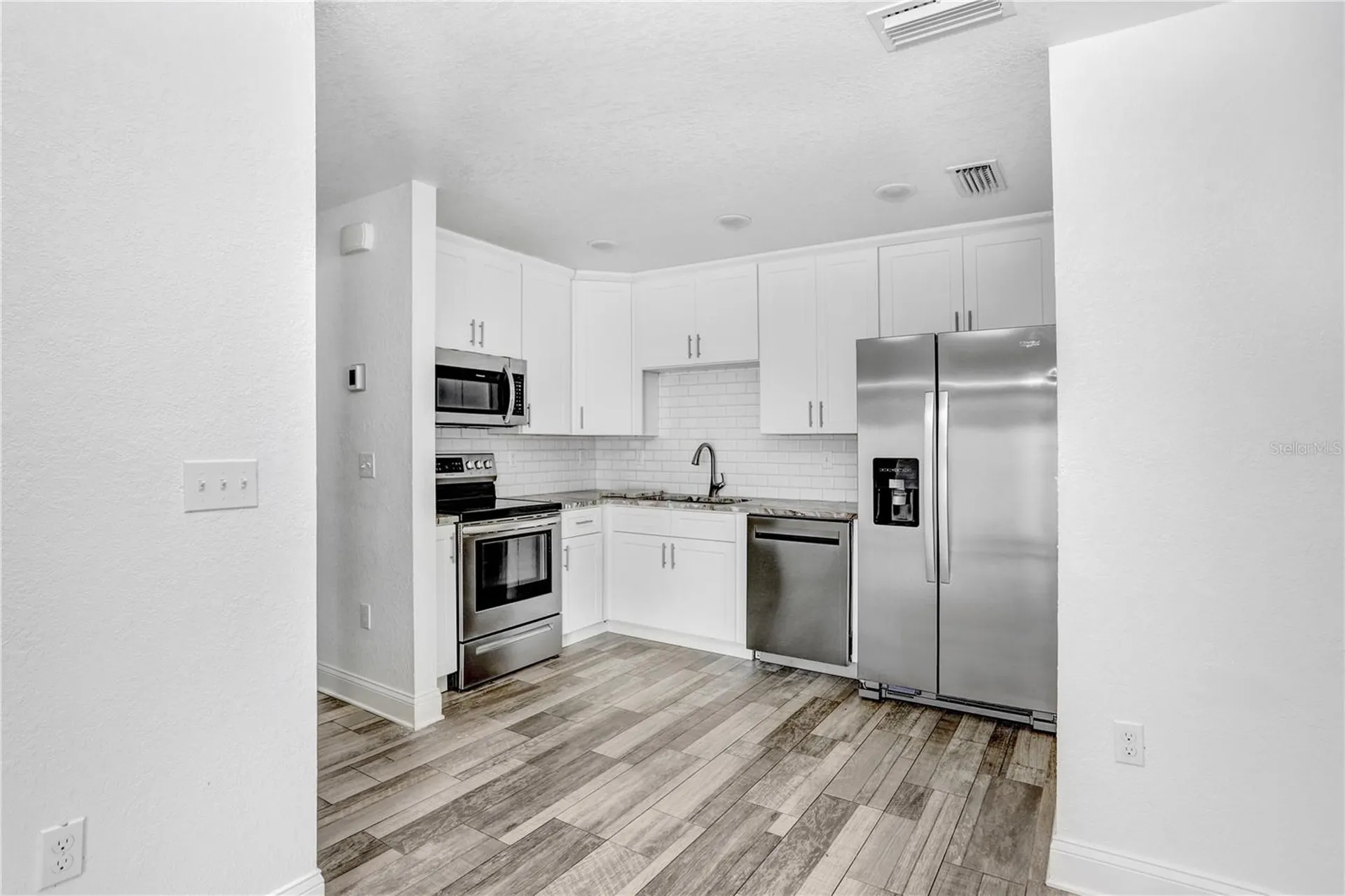 349 Honey Bee Lane Polk City FL 33868
