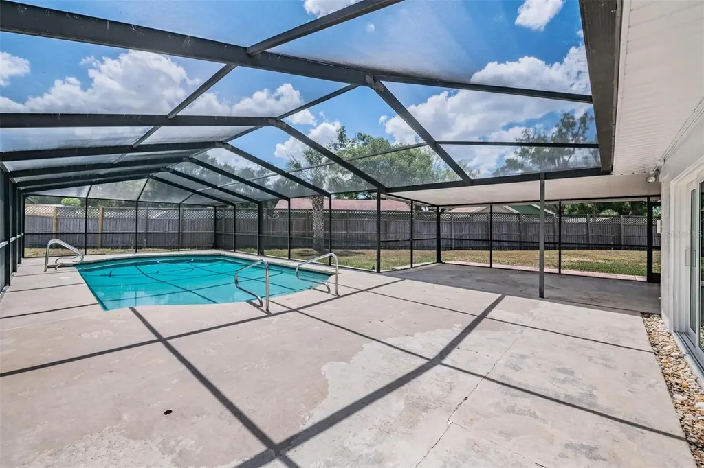 712 Camellia Court Seffner FL 33584