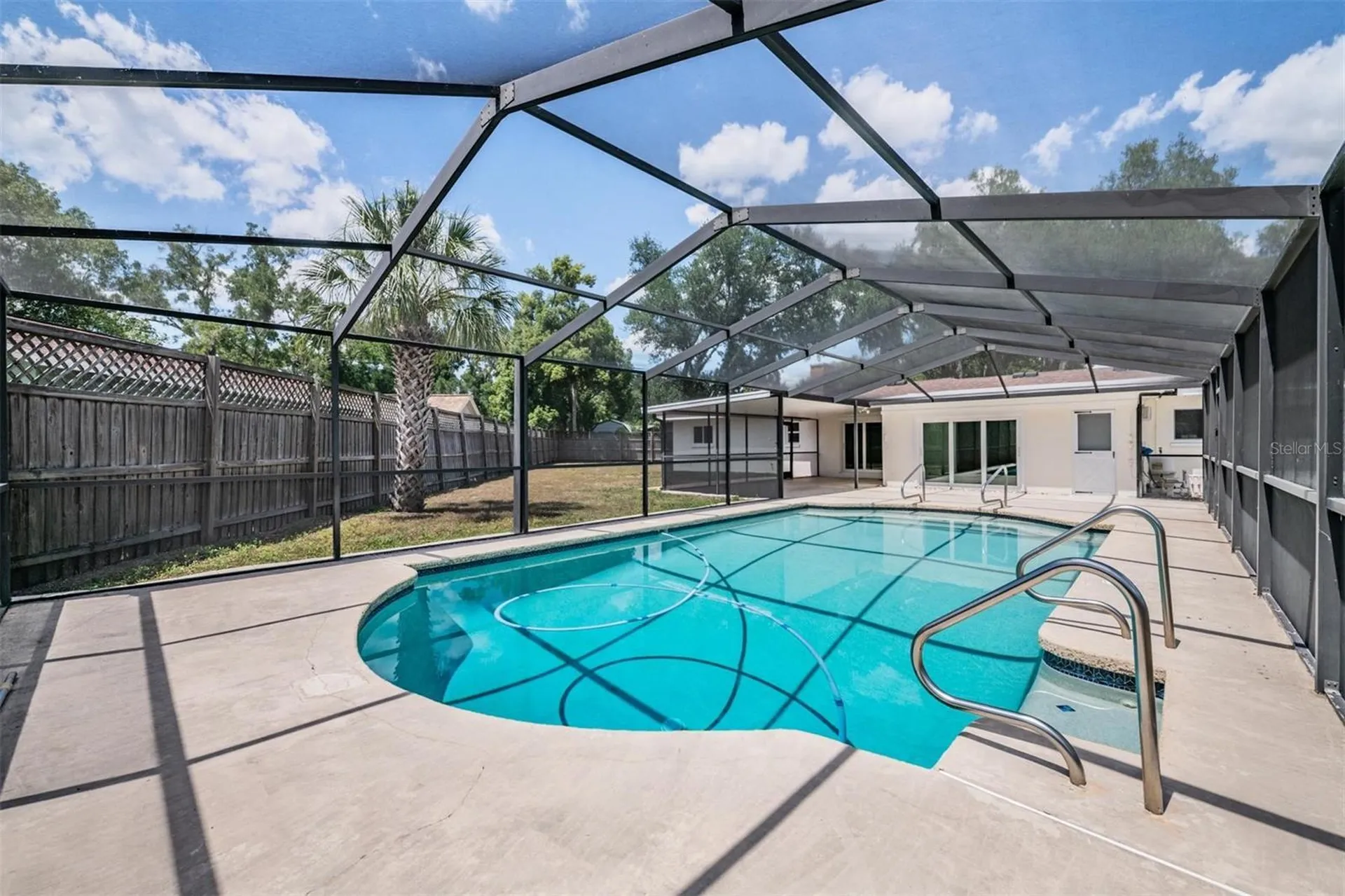 712 Camellia Court Seffner FL 33584