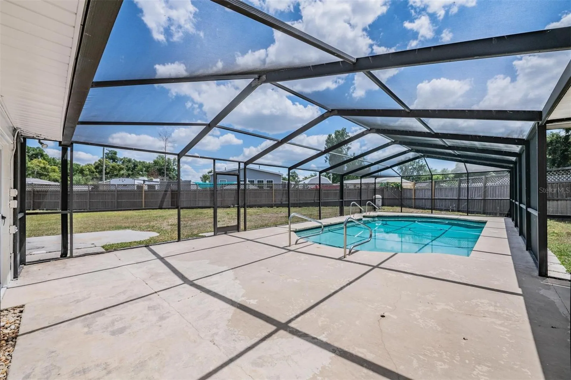 712 Camellia Court Seffner FL 33584