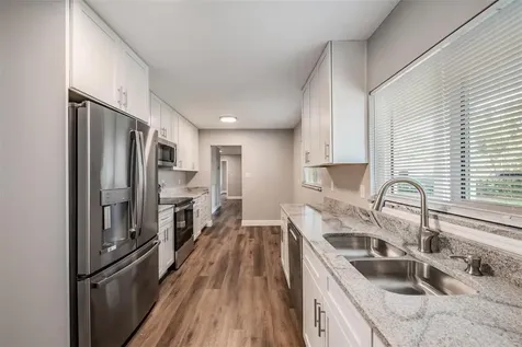 712 Camellia Court Seffner FL 33584
