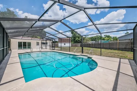712 Camellia Court Seffner FL 33584