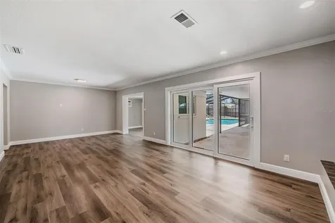 712 Camellia Court Seffner FL 33584
