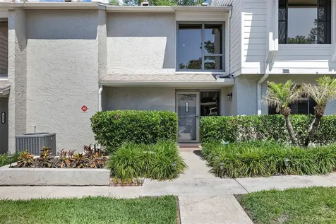 121 Crown Point Circle Longwood FL 32779