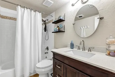 121 Crown Point Circle Longwood FL 32779