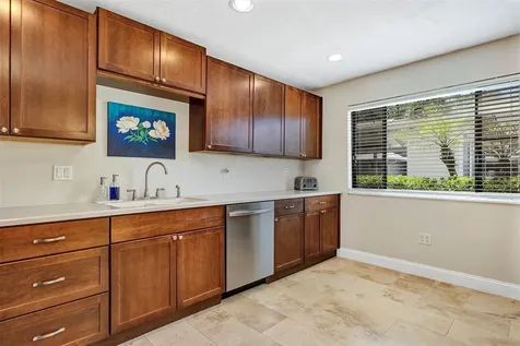 121 Crown Point Circle Longwood FL 32779