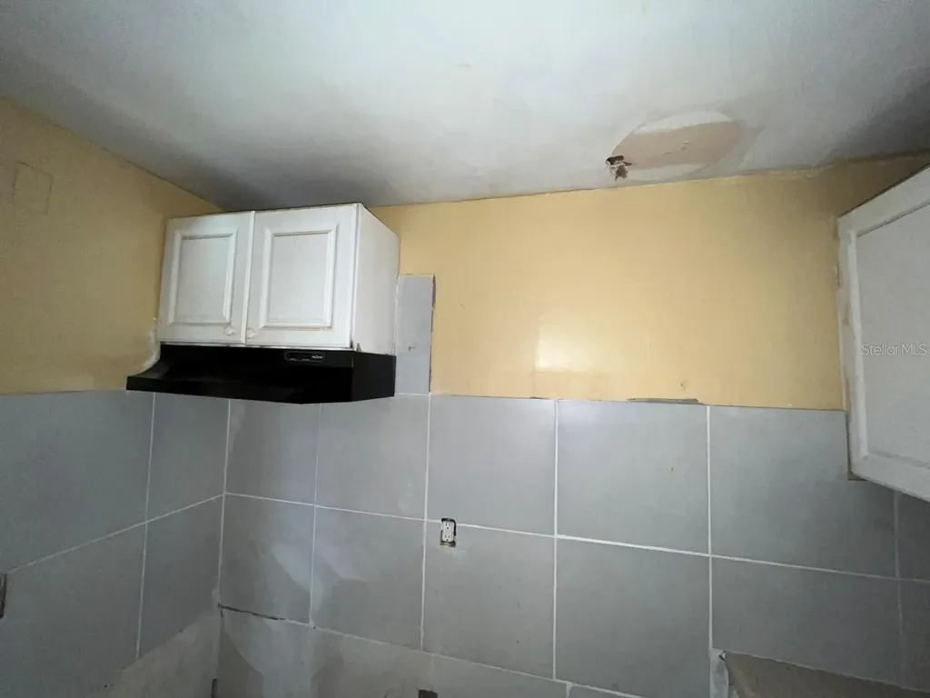1648 Messina Avenue Orlando FL 32811