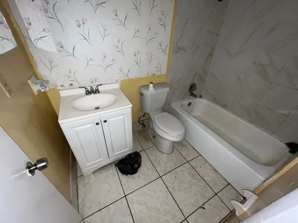 1648 Messina Avenue Orlando FL 32811