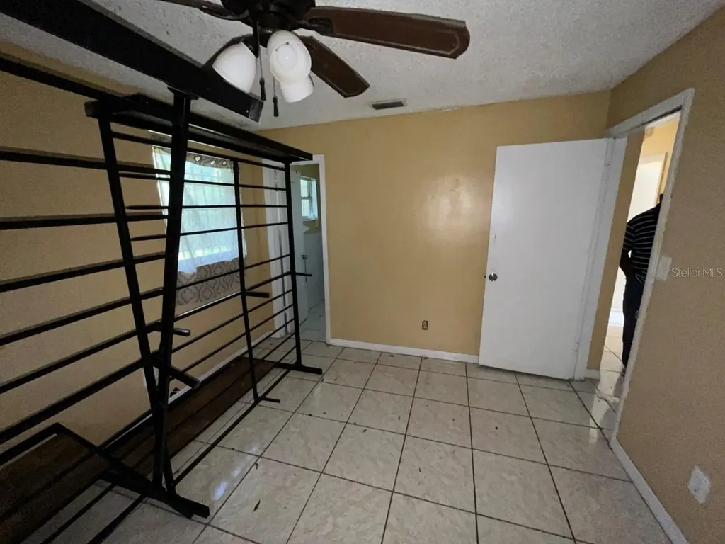 1648 Messina Avenue Orlando FL 32811