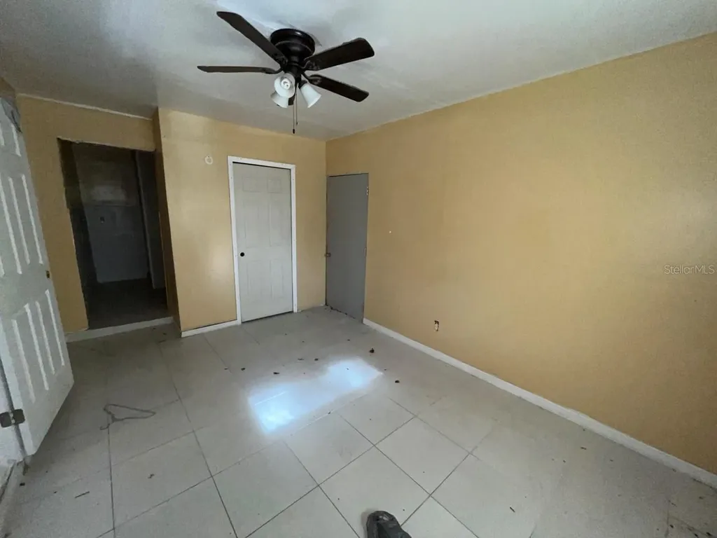 1648 Messina Avenue Orlando FL 32811