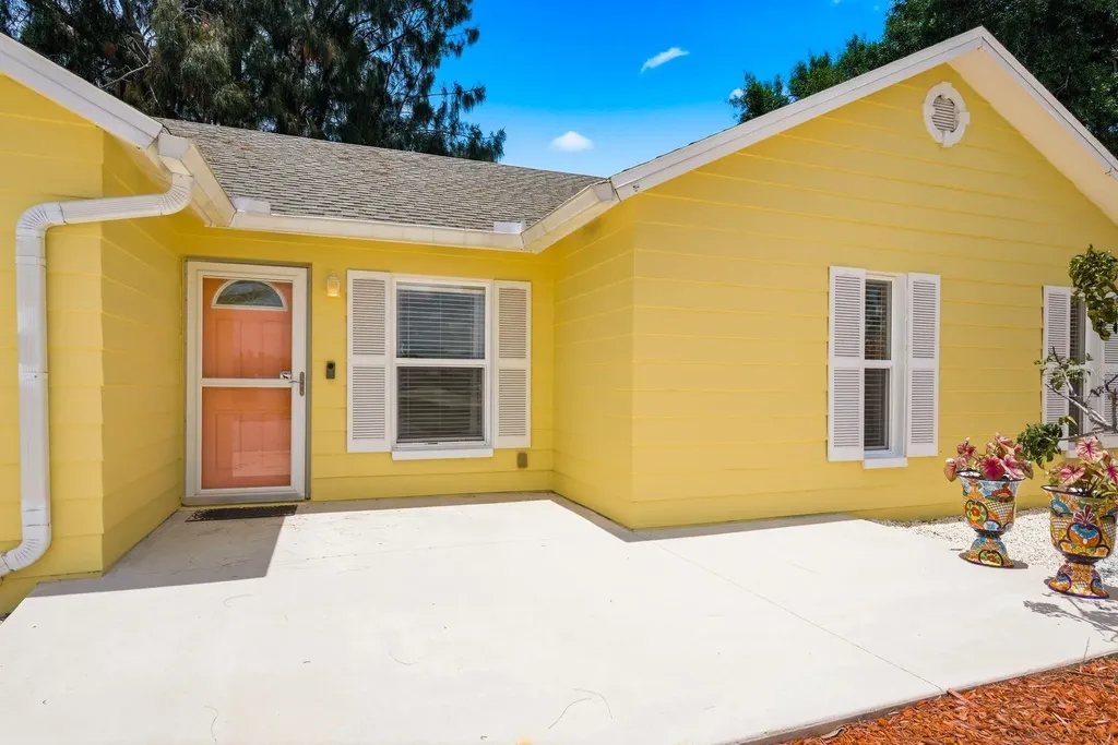 1912 Cutty Bay Court Oldsmar FL 34677