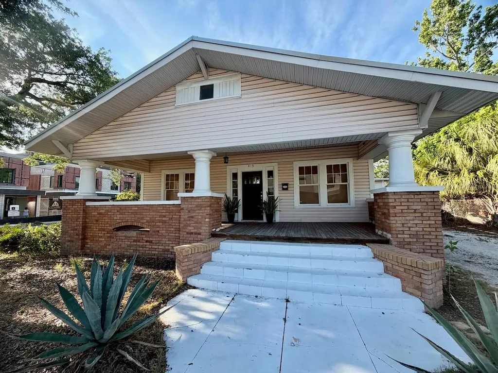419 W Park Avenue Tampa FL 33602