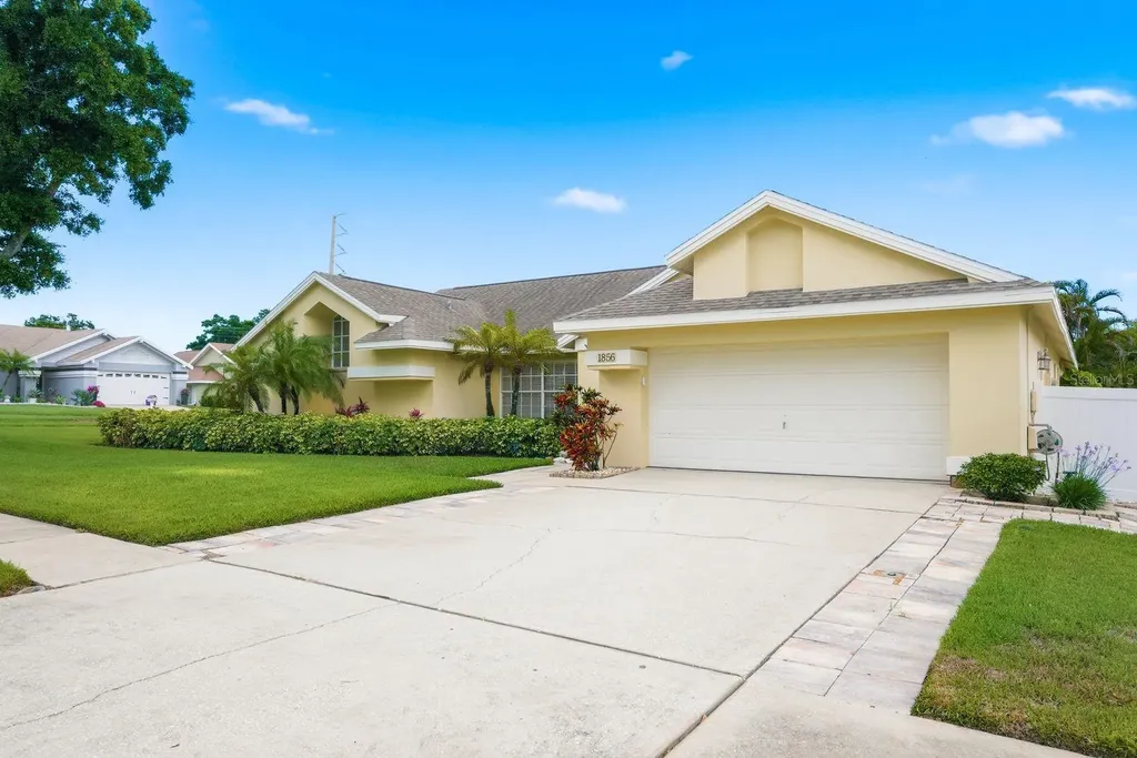 1856 Wood Thrush Way Palm Harbor FL 34683
