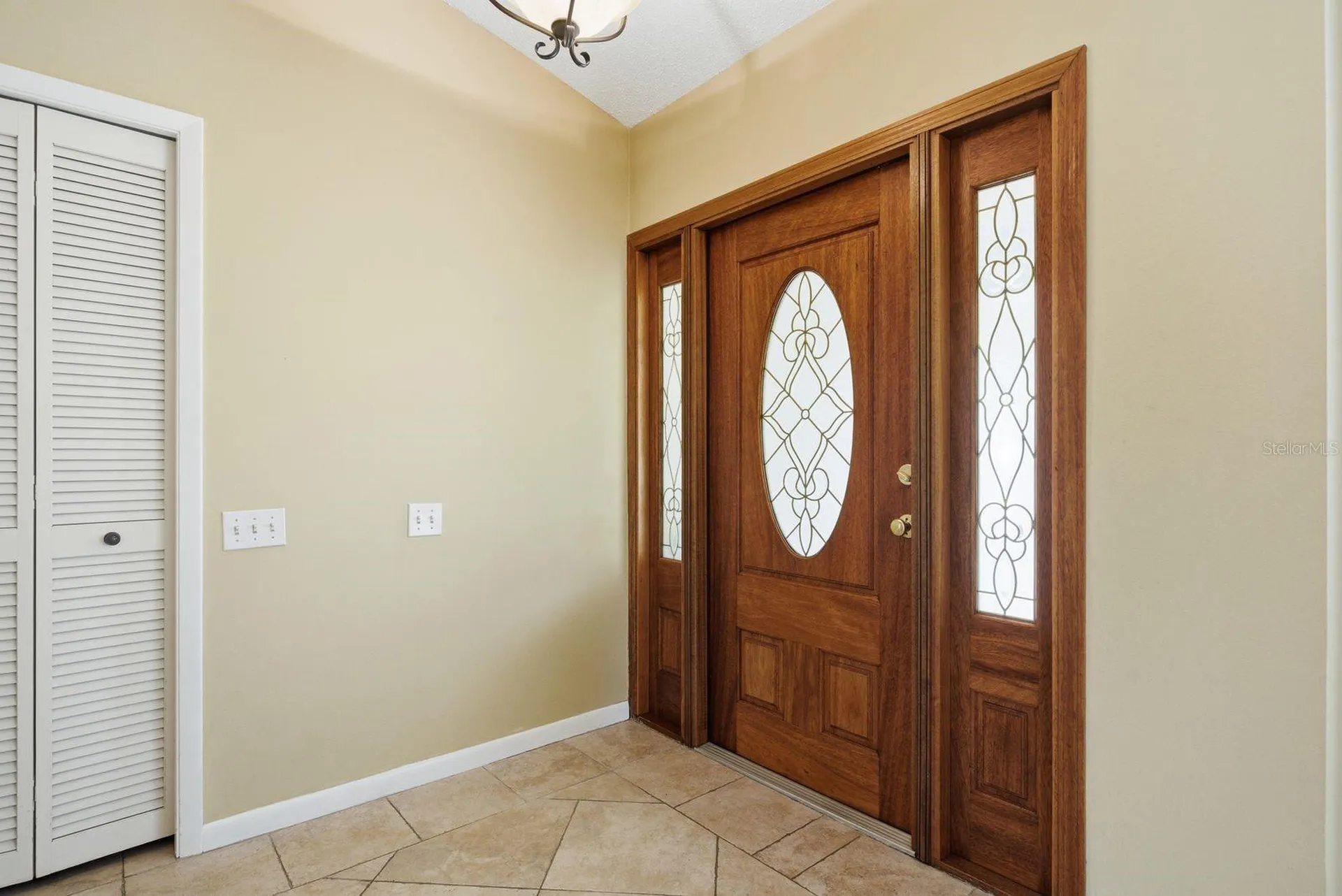 1856 Wood Thrush Way Palm Harbor FL 34683