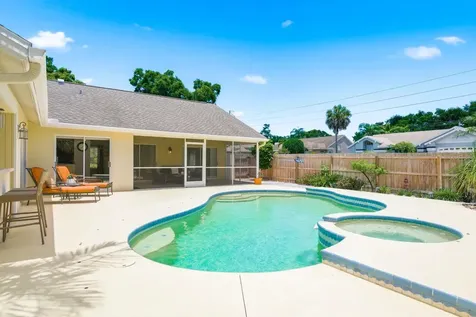1856 Wood Thrush Way Palm Harbor FL 34683