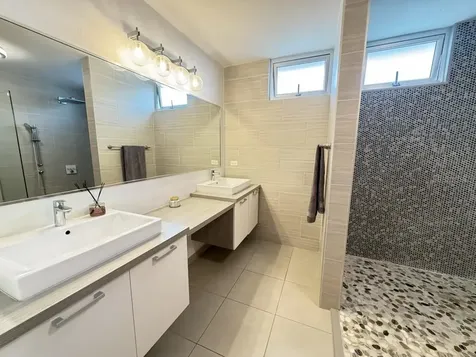 145 Trafalgar Square Guaynabo PR 00969