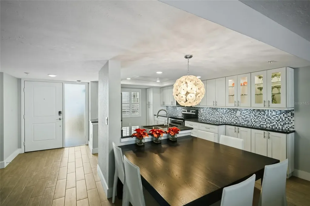 2675 Gulf Of Mexico Drive Longboat Key FL 34228