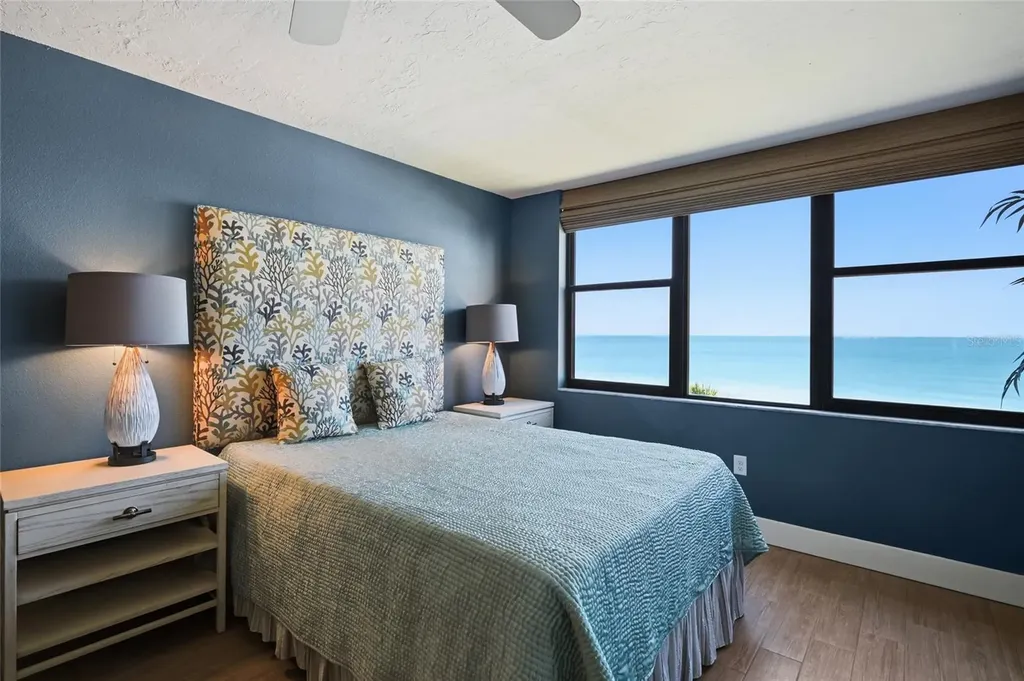 2675 Gulf Of Mexico Drive Longboat Key FL 34228