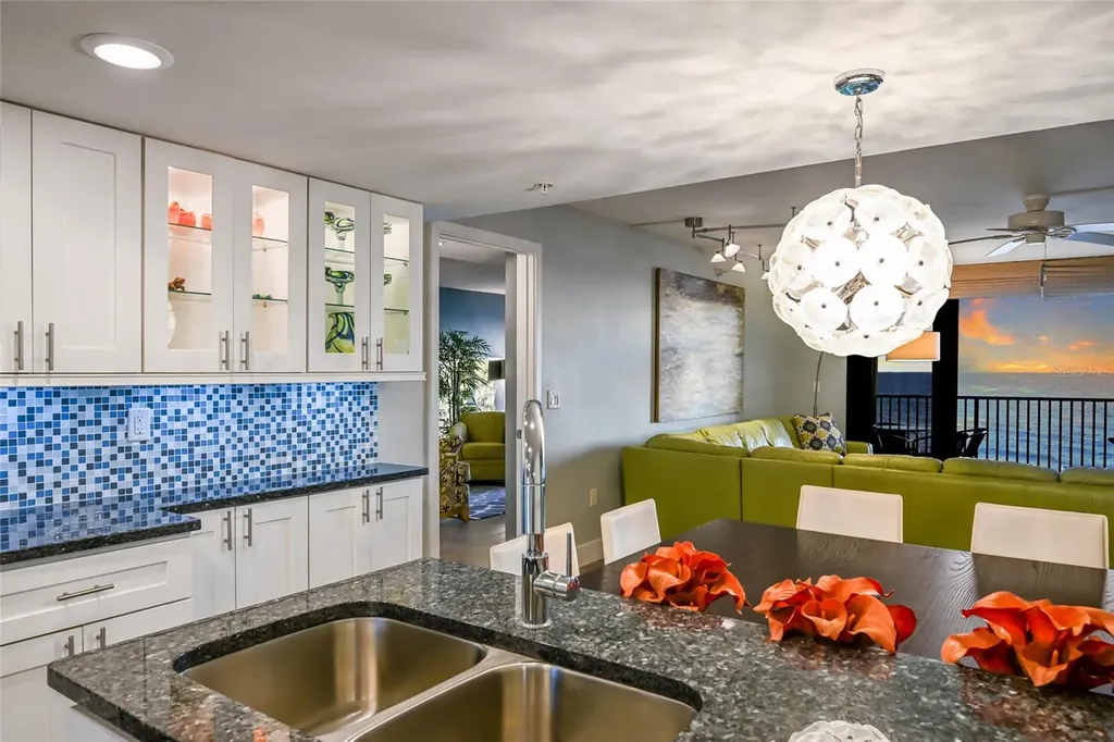 2675 Gulf Of Mexico Drive Longboat Key FL 34228