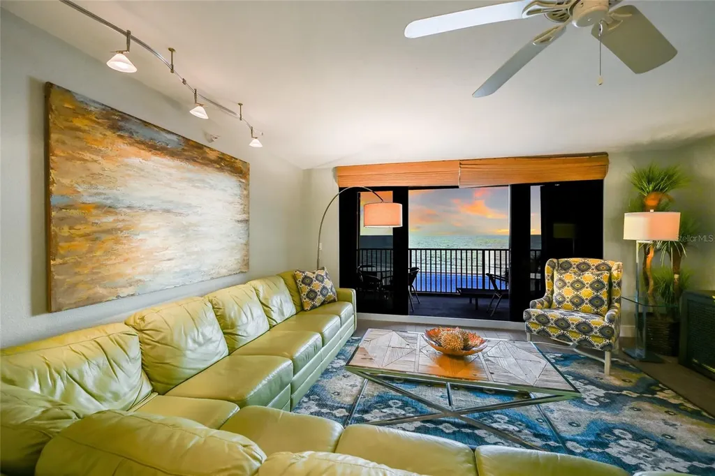 2675 Gulf Of Mexico Drive Longboat Key FL 34228