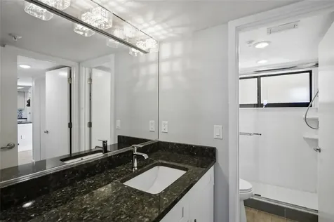 2675 Gulf Of Mexico Drive Longboat Key FL 34228